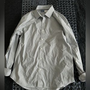 Old navy button up dress shirt casual brand new size L pro signature shirt